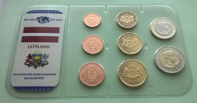 Латвія Латвия ^/--/^ Набор ЛАТВИЯ Евро из серии - Das Geld Der Welt - набір ЛАТВІЯ пластик блистер запайка ^_^^^ Набор ЛАТВИЯ Евро из серии - Das Geld Der Welt - набор ЛАТВИЯ пластик блистер запайка - фото фото фото