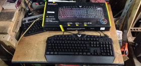 Клавіатури Клавиатуры ^/--/^ Игровая клавиатура с подсветкой Crown CMGK-404 USB № 22121206 ^_^^^ Ігрова клавіатура з підсвічуванням Crown CMGK-404 USB No 22121206 - фото фото фото