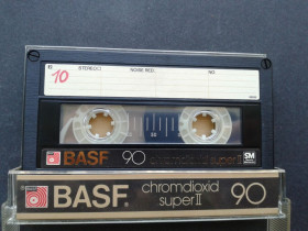 Касети Кассеты ^/--/^ Аудиокассета BASF Chromdioxid Super II 90 ^_^^^ Аудіокасет BASF Chromdioxid Super II 90 - фото фото фото