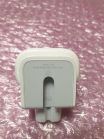 Адаптери Адаптеры ^/--/^ Оригинальная вилка питания Apple a /--/ 1560 ^_^^^ Оригінальна вилка живлення Apple a /--/ 1560 - фото фото фото