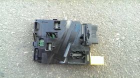 Контрольні прилади Контрольные приборы ^/--/^ Электронный блок переключателей VW Caddy Golf 5 V ^_^^^ Електронний блок перемикачів VW Caddy Golf 5 V - фото фото фото