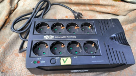 UPS, ИБП UPS, ИБП ^/--/^ Бесперебойник ИБП UPS TRIPP-LITE AVRX /--/ 750 /--/ UD ^_^^^ Безперебійник ІБП UPS TRIPP-LITE AVRX /--/ 750 /--/ UD - фото фото фото