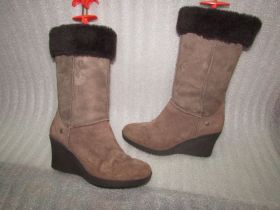 Чоботи Сапоги ^/--/^ СУПЕР ЗИМНИЕ САПОГИ НА ТАНКЕТКЕ ~ UGG AUSTRALIA~ НАТУРАЛЬНАЯ ОВЧИНА ОРИГИНАЛ р 41 ^_^^^ СУПЕР ЗИМОВІ САПОГИ НА ТАНКЕТКІ ~ UGG AUSTRALIA~ НАТУРАЛЬНА ВІВЧИНА ОРИГІНАЛ р 41 - фото фото фото