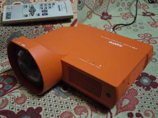 Проектори Проекторы ^/--/^ Широкоугольный проектор Sanyo PLC-XE /--/ 40 с пультом ^_^^^ Проектор Sanyo PLC-XE /--/ 40 з пультом - фото фото фото