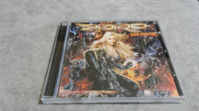 Музичні диски Музыкальные диски ^/--/^ doro - raise your fist. новый лицензионный cd ^_^^^ doro - raise your fist. новий ліцензійний cd - фото фото фото
