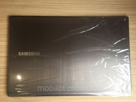Корпуса Корпуса ^/--/^ Часть корпуса (Крышка матрицы)  Samsung NP /--/ 700 /--/ Z /--/ 5  (NZ-2235 /--/ A) ^_^^^ Частина корпусу (Кришка матриці) Samsung NP /--/ 700 /--/ Z /--/ 5 (NZ-2235 /--/ A) - фото фото фото