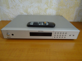 Радіоприймачі Радиоприемники ^/--/^ Rotel RT-02 FM/AM Stereo Tuner RDS. 150$ ^_^^^ Rotel RT-02 FM/AM Stereo Tuner RDS - фото фото фото