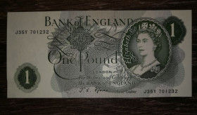 Великобританія Великобритания ^/--/^ ENGLAND Англія 1 фунт стерлінгів 1960 1977. Підпис: J. S. Fforde. Без літери G на реверсі. Стан! ^_^^^ ENGLAND Англия 1 фунт стерлингов 1960 1977. Подпись: J. S. Fforde. Без буквы G на реверсе. Стан! - фото фото фото