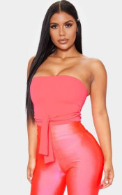 Топи Топы ^/--/^ Неоновий рожевий топ бандо з паском prettylittlething неоновий... ^_^^^ Неоновый розовый топ бандо с паском prettylittlething неонов. - фото фото фото
