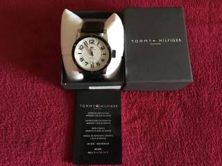Годинники Часы ^/--/^ Часы Tommy Hilfiger, оригинал, как новые ^_^^^ Годинник Tommy Hilfiger, оригінал як нові - фото фото фото