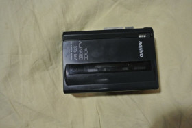 Магнитофони Магнитофоны ^/--/^ Кассетный диктофон SANYO M /--/ 1115 ^_^^^ Діктофон SANYO M /--/ 1115 - фото фото фото