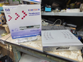 Декодери, тюнери Декодеры, тюнеры ^/--/^ Цифровой ресивер Homecast Conax C /--/ 3200 CO № 26040919 - фото фото фото