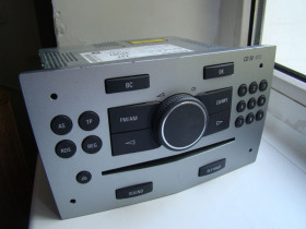 Автомагнітоли Автомагнитолы ^/--/^ Автомагнитола Delphi Grundig CD 30 MP 3     (made in Portugal) ^_^^^ Автомагнітола Delphi Grundig CD 30 MP 3 (made in Portugal) - фото фото фото