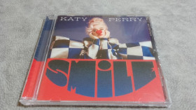 Музичні диски Музыкальные диски ^/--/^ katy perry - smile. запечатанный американский cd ^_^^^ katy perry - smile. запечатаний американський cd - фото фото фото