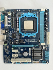 Материнські плати Материнские платы ^/--/^ Материнська плата Gigabyte GA-M /--/ 68 /--/ MT-S /--/ 2   (sAM /--/ 3+ Процесор  FX 6100 ^_^^^ Материнская плата Gigabyte GA-M /--/ 68 /--/ MT-S /--/ 2 (sAM /--/ 3+ Процессор FX 6100 - фото фото фото