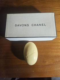 Вінтажна косметика і парфюмерия Винтажная косметика и парфюмерия ^/--/^ Chanel No /--/ 5 Chanel 3*100 /--/ g Парфюмированное мыло ^_^^^ Chanel No /--/ 5 Chanel 3*100 /--/ g Парфумоване мило - фото фото фото