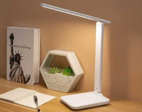Лампи настільні Лампы настольные ^/--/^ Настільна акумуляторна LED лампа Desk lamp WHITE ^_^^^ Настольная аккумуляторная LED лампа Desk lamp WHITE - фото фото фото