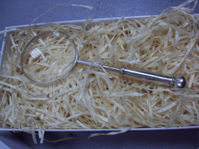 Аксесуари, альбоми для монет Аксессуары, альбомы для монет ^/--/^ Подарочная линза ручная лупа серебро 925 проба Украина длина 16,1 см, вес 72 г в коробке №13115 ^_^^^ Подарункова лінза ручна лупа срібло 925 проба Україна довжина 16,1 см, вага 72 г в коробці No /--/ 13115 - фото фото фото