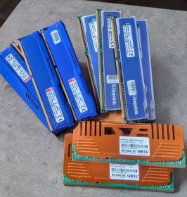 Оперативна пам'ять Оперативная память ^/--/^ Модуль памяти  Kingston 4 GB  DDR /--/ 3 1600 MHz     (KHX /--/ 1600 /--/ C /--/ 9 /--/ D /--/ 3 /--/ B /--/ 1 и  HX /--/ 316 /--/ C /--/ 10 /--/ F) ^_^^^ Модуль пам'яті Kingston 4 GB DDR /--/ 3 1600 MHz (KHX /--/ 1600 /--/ C /--/ 9 /--/ D /--/ 3 /--/ B /--/ 1 і HX /--/ 316 /--/ C /--/ 10 /--/ F) - фото фото фото