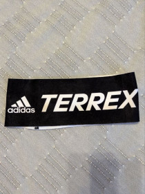 Інше Другое ^/--/^ Унисекс-повязка на голову Adidas Terrex Trail. ^_^^^ Унісекс-пов'язка на голову Adidas Terrex Trail. - фото фото фото