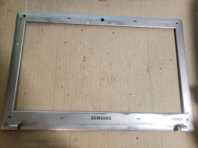 Корпуса Корпуса ^/--/^ корпус ноутбука Samsung NP RV /--/ 513 RV /--/ 515 - рамка матрицы   (BA /--/ 81-12680 /--/ A) ^_^^^ корпус ноутбука Samsung NP RV /--/ 513 RV /--/ 515 - рамка матриці (BA /--/ 81-12680 /--/ A) - фото фото фото