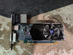 Відеокарти Видеокарты ^/--/^ Видеокарта Sapphire Radeon HD 6570 DDR /--/ 3 1 /--/ GB PCI-E № 250702103 ^_^^^ Відеокарта Sapphire Radeon HD 6570 DDR /--/ 3 1 /--/ GB PCI-E No 250702103 - фото фото фото