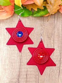 Сережки Серьги ^/--/^ Красные кожаные серьги звезда Давида 7.5 см-4.5 см, крупные серьги с красным и синим камнями, ручная работа ^_^^^ Червоні шкіряні сережки зірка Давида з червоним і синім каменями. - фото фото фото