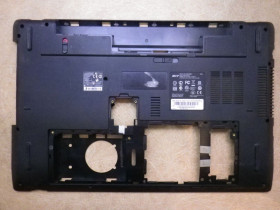 Корпуса Корпуса ^/--/^ Б/У Корпус низ  (піддон) без сервісної кришки на Acer Aspire 7551 /--/ G ^_^^^ В Корпус низ (поддон) без сервисной крышки на Acer Aspire 7551 /--/ G - фото фото фото