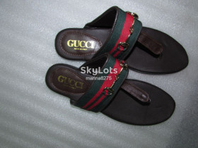 Шльопанці Шлепанцы ^/--/^ GUCCI~ ИТАЛИЯ ШЛЁПАНЦЫ ВЬЕТНАМКИ ~ р 39-40 новые ^_^^^ GUCCI~ ІТАЛІЯ ШЛЕПАНЦІ В'єтнамки ~ р 39-40 нові - фото фото фото