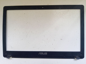 Корпуса Корпуса ^/--/^ Б/У Рамка кришки матриці на ASUS X /--/ 550 /--/ C ^_^^^ У Рамка крышки матрицы на ASUS X /--/ 550 /--/ C - фото фото фото
