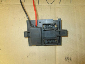 Інші автозапчастини Другие автозапчасти ^/--/^ Резистор Renault Laguna 1 94-00 9400113 - фото фото фото