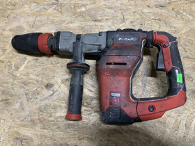 Перфоратори, відбійні молотки Перфораторы, отбойные молотки ^/--/^ Мощный Отбойный молот Einhell TE-DH 12   (L /--/ 2907) ^_^^^ Потужний відбійний молот Einhell TE-DH 12 (L /--/ 2907) - фото фото фото