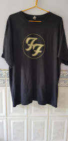 Футболки, майки Футболки, майки ^/--/^ Футболка &amp;quot;Foo Fighters&amp;quot;  (100% cotton, 2 /--/ XL, Nicaragua) б/у ^_^^^ Футболка &amp;quot;Foo Fighters&amp;quot; (100% cotton, 2 /--/ XL, Nicaragua) б/у - фото фото фото