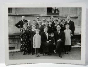 Листи, фото Письма, фото ^/--/^ Старе групове фото 1950-ті роки Німеччина vN ^_^^^ Старое групповое фото 1950-е годы Германия vN - фото фото фото