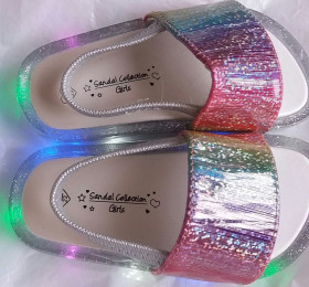 Сандалі, босоніжки, шльопанці Сандалии, босоножки, шлепанцы ^/--/^ девочке сандали шлепки на резинке подошва с лампочками ^_^^^ Дівчинці сандали шлепки на гумці підошва з лампочками - фото фото фото