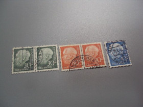 НДР, ФРН ГДР, ФРГ ^/--/^ марки Германия ФРГ 1957 стандарт личности Президент доктор Теодор Хойс лот 5 шт гаш №1978 ^_^^^ марки Німеччина ФРН 1957 стандарт особистості Президент доктор Теодор Хойс лот 5 шт гаш No /--/ 1978 - фото фото фото