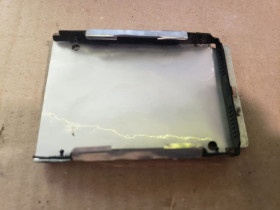 Корпуса Корпуса ^/--/^ Корзина SSD/HDD Lenovo IdeaPad 320-15 330-15    (AP /--/ 13 /--/ N /--/ 000900) ^_^^^ Кошик SSD/HDD Lenovo IdeaPad 320-15 330-15 (AP /--/ 13 /--/ N /--/ 000900 /--/ KRD) - фото фото фото