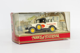 : Закордонні : Зарубежные ^/--/^ 1:40 1930 Ford Model A Fresh Farm Milk, MATCHBOX Y-35 /--/ B 1992 ^_^^^ 1930 Ford Model A Fresh Farm Milk, MATCHBOX Y-35 /--/ B 1992 - фото фото фото