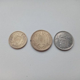 Іспанія Испания ^/--/^ Іспанія 1 песета 1947  (1954), 2,5 песет 1953, 5 песет 1957  (1975) Франко ^_^^^ Испания 1 песета 1947 (1954), 2,5 песет 1953, 5 песет 1957 (1975) Франко - фото фото фото