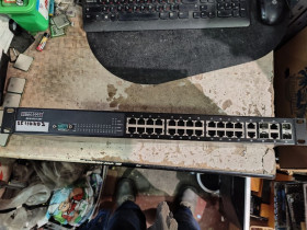 Комутатори, Світчі Коммутаторы, Свитчи ^/--/^ Коммутатор Edge-core ECS /--/ 3510-28 /--/ T 24 port   4 port Gigabit № 25110203 ^_^^^ Комутатор Edge-core ECS /--/ 3510-28 /--/ T 24 port (PoE + 4 port Gigabit) No 25110203 - фото фото фото