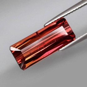 Турмалін Турмалин ^/--/^ Полихромный турмалин 5.54 /--/ ct   17 X 7.1 X 5 mm ^_^^^ Поліхромний турмалін 5.54 /--/ ct 17 X 7.1 X 5 mm - фото фото фото