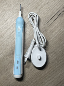 Інша техніка Другая техника ^/--/^ Зубная щётка BRAUN oral-b professional care - фото фото фото