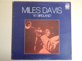 Платівки Пластинки ^/--/^ Miles Davis ‎– At Birdland   (Durium ‎– BLJ 8023, Italy) EX+/EX+ ^_^^^ Miles Davis – At Birdland (Durium – BLJ 8023, Italy) EX+/EX+ - фото фото фото