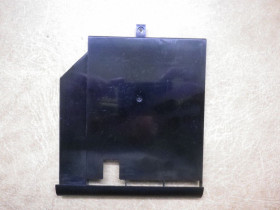 Корпуса Корпуса ^/--/^ Б/У заглушка приводу на Lenovo G /--/ 70-80 ^_^^^ Б/У заглушка привода на Lenovo G /--/ 70-80 - фото фото фото
