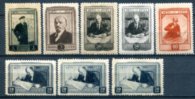 СРСР - СССР - ^/--/^ СССР. 1945. 75-лет со дня рождения В.И.ЛЕНИНА. MNH. РАЗНОВИД. РАЗНАЯ БУМАГА. ИДЕАЛЬНОЕ СОСТ. КЦ -  3500 ^_^^^ СРСР. 1945. 75 років від дня народження В.І.Леніна. MNH. Розвід. Різна папірка. Ідеальний стан. - фото фото фото