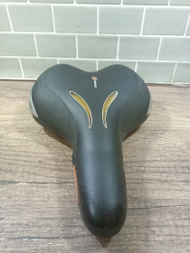 Сідла Седла ^/--/^ Сідло для велосипеда Selle Royal Royalgel чорне 3398 ^_^^^ Седло для велосипеда Selle Royal Royalgel черное 3398 - фото фото фото