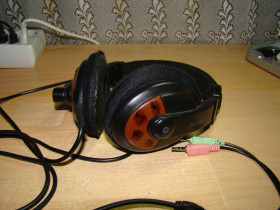 Навушники Наушники ^/--/^ Стерео наушники Cosonic CD - 760 с регулятором громкости ^_^^^ Стерео навушники Cosonic CD - 760 з регулятором гучності - фото фото фото
