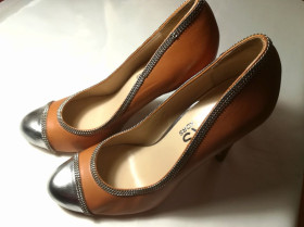 Туфлі Туфли ^/--/^ 38,5-39= Кожаные женские туфли MICHAEL KORS с цепочками! Оригинал* ^_^^^ 38,5-39 = Шкіряні жіночі туфлі MICHAEL KORS з ланцюжками! Оригінал* - фото фото фото