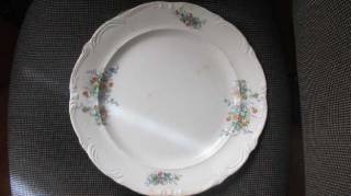 Статуетки, Скульптури, Фігурки, Фарфор Статуэтки, Скульптуры, Фигурки, Фарфор ^/--/^ фарфор тарелка БУТИ ^_^^^ фарфор тарілка Буті - фото фото фото