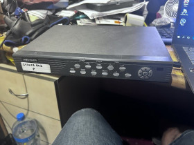 DVR-реєстратори DVR-регистраторы ^/--/^ Видеорегистратор Hikvision DS-7204 /--/ HVI-S № 242608903 ^_^^^ Відеореєстратор Hikvision DS-7204 /--/ HVI-S No 242608903 - фото фото фото